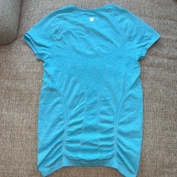 Athleta stretchy top medium - Picture 3 of 4